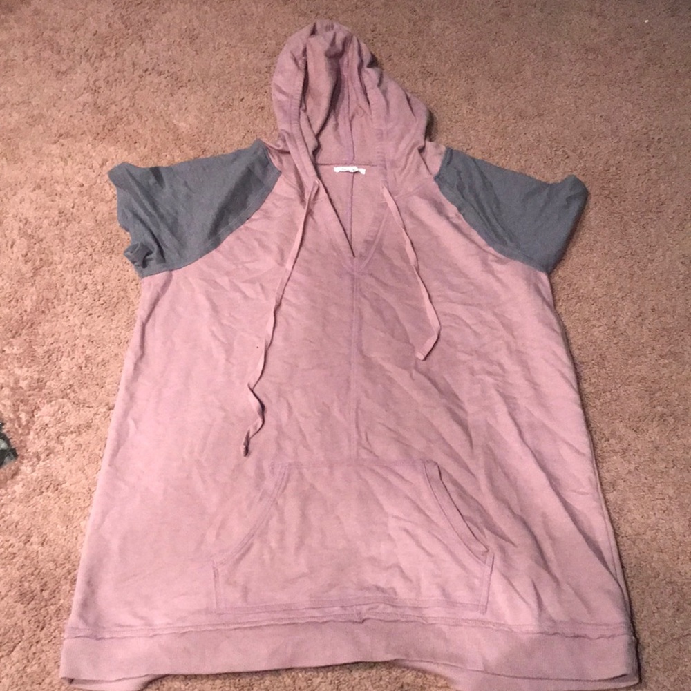 Maurcies hooded tunic